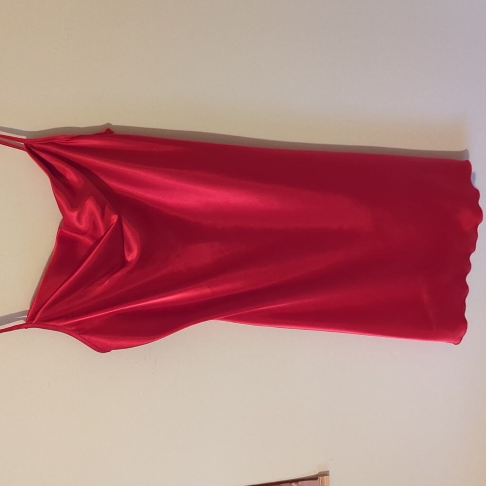 BEBE red satin like dress